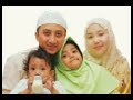 Usad Yusuf Mansur membawakan beberapa kisah soal membina keluarga agar makmur dan sakinah, sikap kedua orang tua dalam menghadapi gelombang cobaan dunia yg fatamorgana