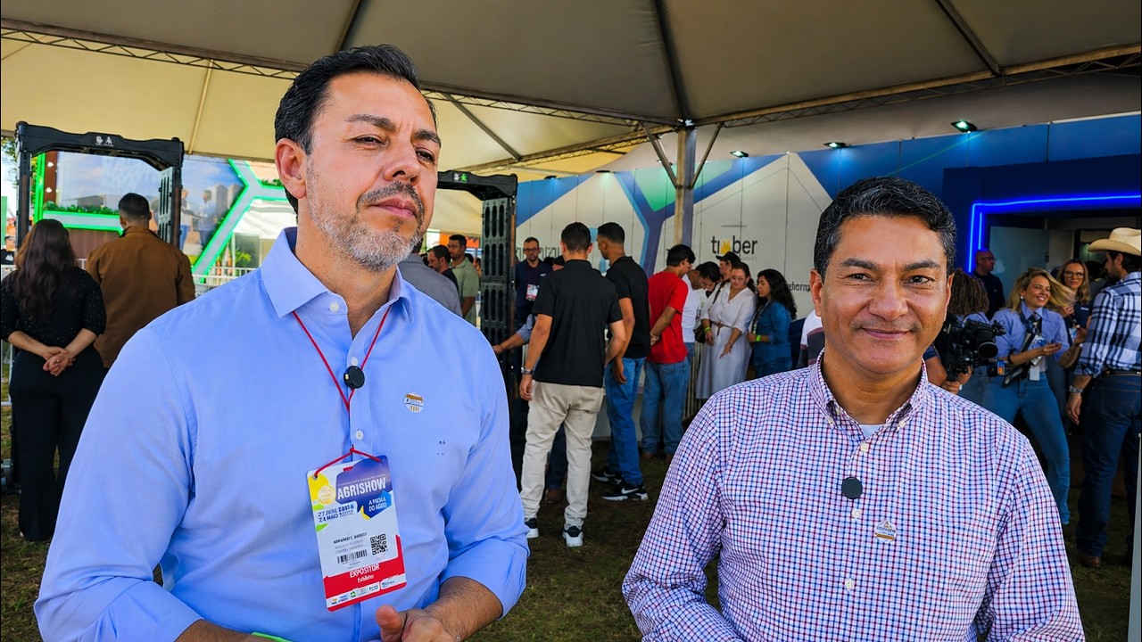 "Mais de 50% do agro brasileiro passa pelo Porto de Santos", diz presidente da Autoridade Portuária