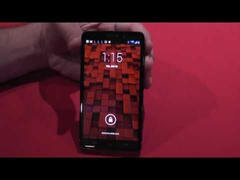 Droid - Motorola Droid Ultra Hands-On Motorola is back in the Android smartphone game with three new Droid devices for Verizon Wireless. The middle device is the Mot...