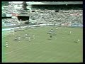resumen de goles del partido entre per� e italia, en el mundial de espa�a '82.

18' bruno conti (ita)
83' rub�n toribio d�az (per)

marcador final: 1-1
fecha: 18 de junio, 1982
escenario: estadio bala�dos - vigo
hora: 5:15 p.m.
asistencia: 25,000

per� - alineaci�n titular:
21. ramon quiroga, 2. jaime duarte, 3. gonzalez salguero, 6. jose velasquez, 7. geronimo barbadillo (65', guillermo la rosa), 8. cesar cueto, 9. julio cesar uribe (65', german leguia), 10. teofilo cubillas, 11. juan carlos oblitas, 15. rub�n toribio diaz, 16. jorge olaechea

banca de suplentes:
1. eusebio acasuzo, 12. jose gonzales, 4. hugo gastulo, 5. german leguia, 13. oscar arizaga, 14. miguel gutierrez, 17. franco navarro, 18. eduardo malasquez, 19. guillermo la rosa, 20. percy rojas, 22. luis reyna

entrenador: tim (bra)

italia - alineaci�n titular:
1 dino zoff, 4 antonio cabrini, 5 fulvio collovati, 6 claudio gentile, 7 gaetano scirea, 9 giancarlo antognoni, 11 giampiero marini, 14 marco tardelli, 16 bruno conti, 19 francesco graziani, 20 paolo rossi (45', franco causio)

banca de suplentes:
12 ivano bordon, 22 giovanni galli, 2 franco baresi, 3 giuseppe bergomi, 8 pietro vierchowod, 10 giuseppe dossena, 13 gabriele oriali, 15 franco causio, 17 daniele massaro, 18 alessandro altobelli, 21 franco selvaggi

entrenador: enzo bearzot (ita)

amonestados:
marco tardelli (ita) 52', jaime duarte (per) 76'

terna arbitral:
walter eschweiler (rfa) 
mario rubio vazquez (mex)
abraham klein (isr)