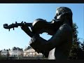 this video documents a long walk i took through the world heritage site city of bath on a changeable september 2008 day, snapping everything in sight with my faithful lumix tz5. unfortunately, the sharp original images are somewhat less clear, but nevertheless bath is splendid!  it is a city of contrasts, roman and regency architecture juxtapose surprisingly well with state of the art glass and chrome buildings.  with the university nearby, the centre buzzes with young people, and it is a favourite shopping mecca for a huge catchment area, drawing in local people and tourists like a magnet. even the run down houses and back streets have their own quiet dignity, the canals, river and parks are special places for contemplation. i have been visiting bath for over 30 years and i still get that same buzz as i come down the hill and look at the rows and crescents of stately houses climbing up the gentle wooded inclines.

beethoven piano trio number 2. played by the chung trio.