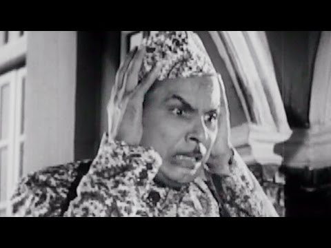 Johnny Walker Is Saved By His Mother Chaudhvin Ka Chand Comedy Scene Image