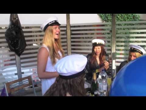 studenten - Världens roligaste och bästa dag! Vill göra om det varje dag förevigt! Studenten på Ingrid Segerstedts gymnasium 2013.