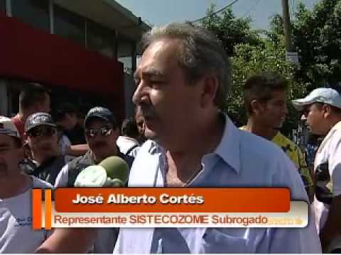 En Su Derecho / Sindicato de SISTECOZOME impide circulación de ruta 275 A en GDL / Feb 06 2013