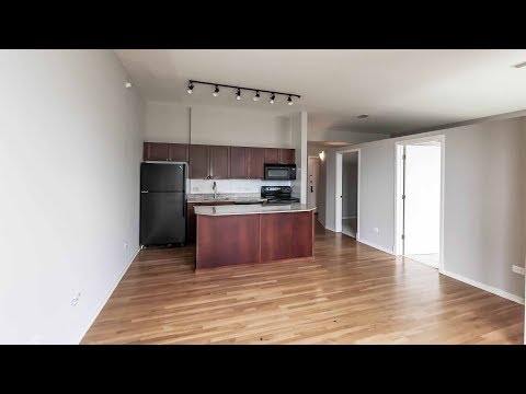Tour a 2-bedroom with a bay window at the Loop’s historic Fisher Building Tour a 2-bedroom with a bay window at the Loop’s historic Fisher Building