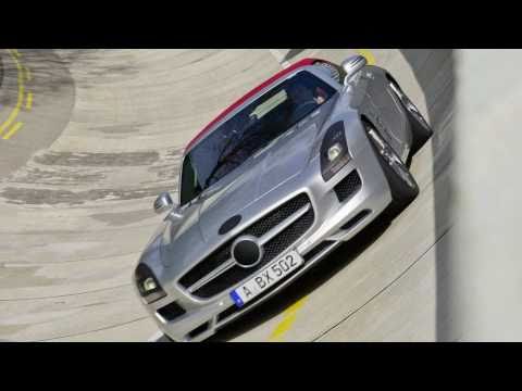 سيارة Mercedes-Benz SLS AMG Roadster