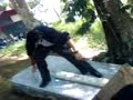 estupidos-en-la-resbaladilla-2.html