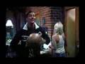 Babysitter (Scary Movie 3) 