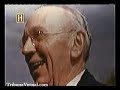 Edgar Evans Cayce (Hopkinsville, Kentucky, 18 de marzo de 1877 - Virginia Beach, 3 de enero de 1945). Psíquico/Vidente estadounidense.Psíquico americano Edgar Cayce, 1910Egdar Cayce fue uno de los psíquicos más notables de Estados Unidos, ya que se supone que poseía facultades de clarividencia, precognición y percepción extrasensorial, aunque nunca fueron demostradas con rigor científico . Entraba en estado de trance durante sus llamadas «lecturas» (Readings) y respondía a las preguntas de un individuo. Estas lecturas mencionaban, al principio, la salud física del individuo. Luego, los consejos se diversificaron y empezaron a referirse a las «vidas previas», las interpretaciones de sueños, los fenómenos psíquicos, la salud mental, la meditación, el rezo, el desarrollo espiritual y también el comercio. Además, solía ocuparse del mito de la Atlántida. El ARE (Asociación para Investigación y Aclaración) actualmente conserva todas las lecturas.Cayce consideraba más importante su dedicación al trabajo social (la gran mayoría de sus 