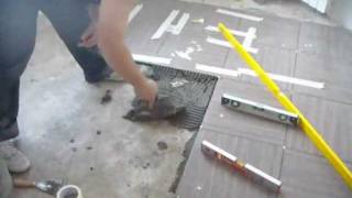 Укладка керамической плитки в квартире