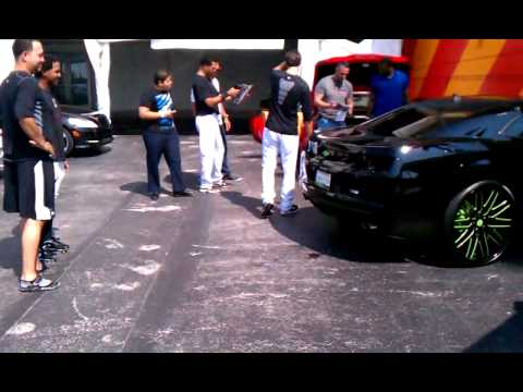 Florida Marlins reaction to Mujica's Camaro delivery...
