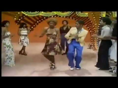 The Famous SOUL Train Line Dancers – In Memory Of Don Cornelius