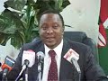 Uhuru defends Kimunya