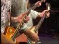 clip video Wishbone Ash Standing In The Rain
