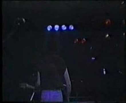 Video de I Threw a Brick Through a Window de U2