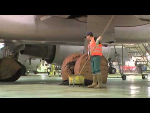 Flugblatt 02/2012 - Nachtschicht für einen glänzenden Auftritt