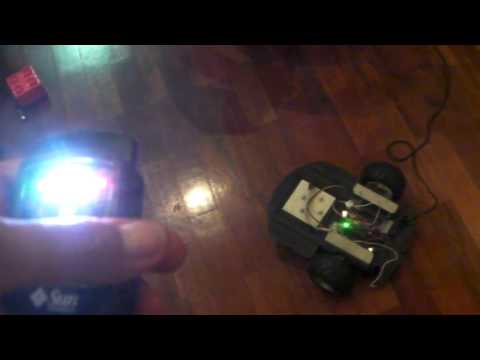 Plataforma Movel - Teste beta 0.0 - Plataforma versao arcaica :D Primeiros testes da plataforma movel-projecto final de Licenciatura em Eng. Electrotecnica.
