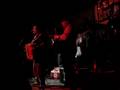 LoS-ChAmAneS-BrUnElA