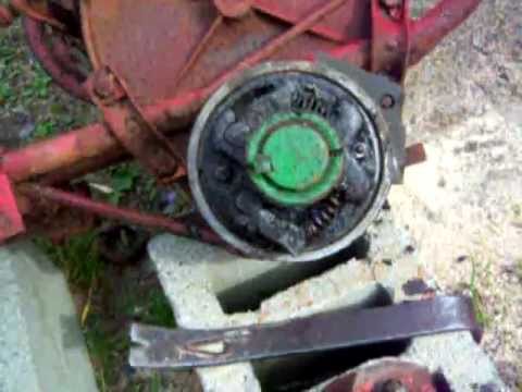 david bradley tractor - Up close Tear Down & Explanation of How the Reverse Hub Mechanism of the David Bradley Tractor Work.