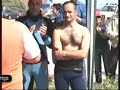 Una croce subacquea in pietra con una targa di bronzo che ricorda Angelo D'Arrigo, 