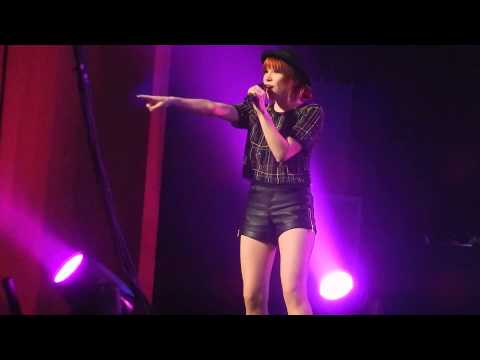 Carly Rae Jepsen - This Kiss (Live in Davis, CA) September 18, 2013