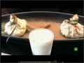Postre japonés y arte mukimono en el restaurante Silk & Soya (0:00:25)