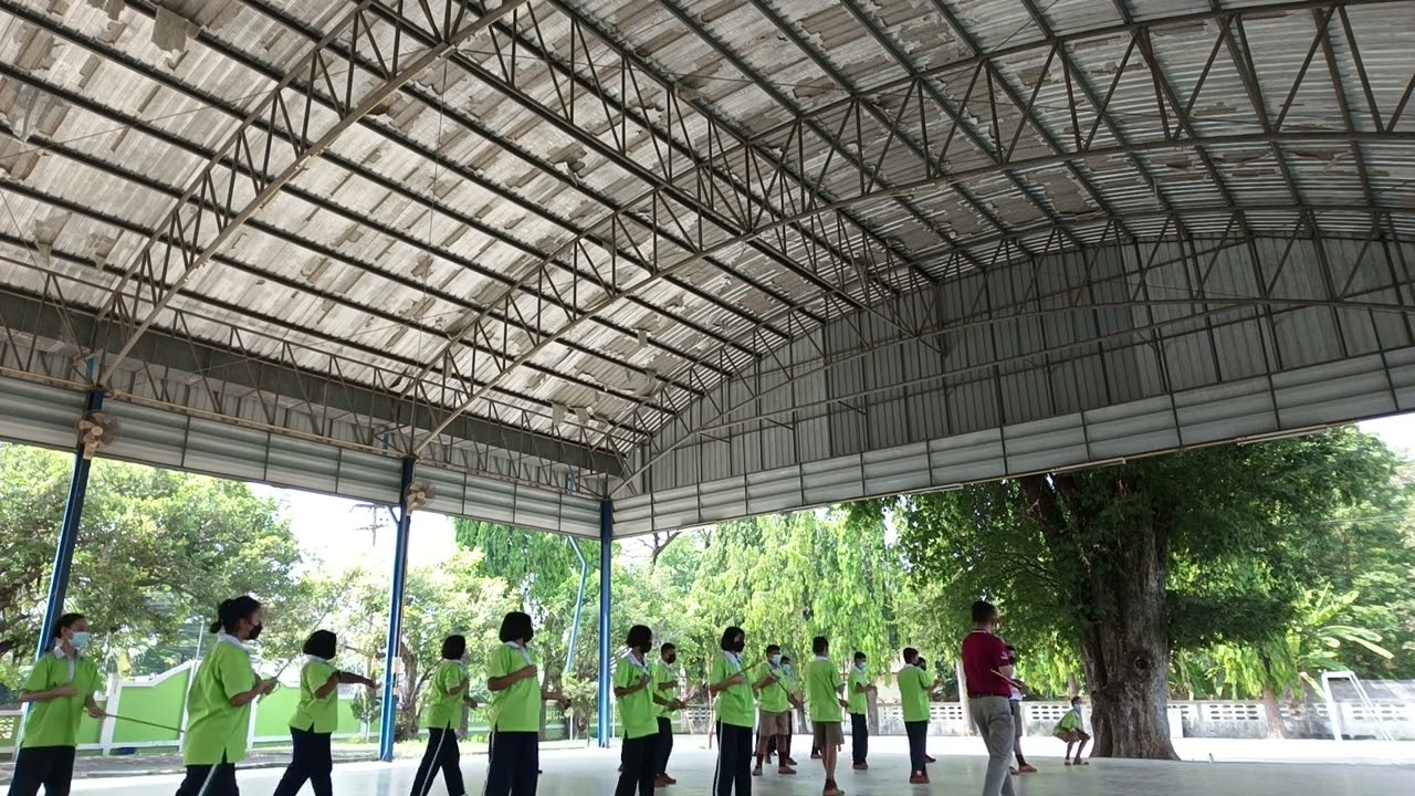 กระบี่กระบอง ชั้นมัธยมศึกษาปีที่ 2 โรงเรียนบ้านหนองสองห้อง
