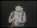 robin williams - elmer fudd sings bruce springsteen