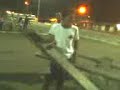 canudinho brincando na gangorra