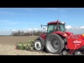 Aardappels poten 2012 op Harrysfarm.