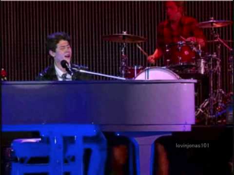 critical - I DO NOT OWN THIS VIDEO IT BELONGS TO THE JONAS BROTHERS, DISNEY CHANNEL, AND HOLLYWOOD RECORDS , ALSO ANYONE ELSE INVOLVED IN THIS SHOW/MUSIC. I AM JUST A F...