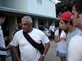 Rafinha chegando em casa