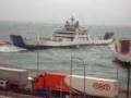 videos de Nave cn difficoltà a navigare...