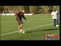 Сын Робиньо пытается повторять за ним финты