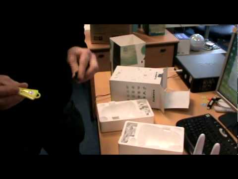 La vidéo du vendredi : Arnaud déballe le tout premier Karotz ! 0 La vidéo du vendredi : Arnaud déballe le tout premier Karotz !
