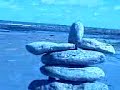 Ap en ik bouwen INUKSHUKS part II Ap en ik bouwen INUKSHUKS part II