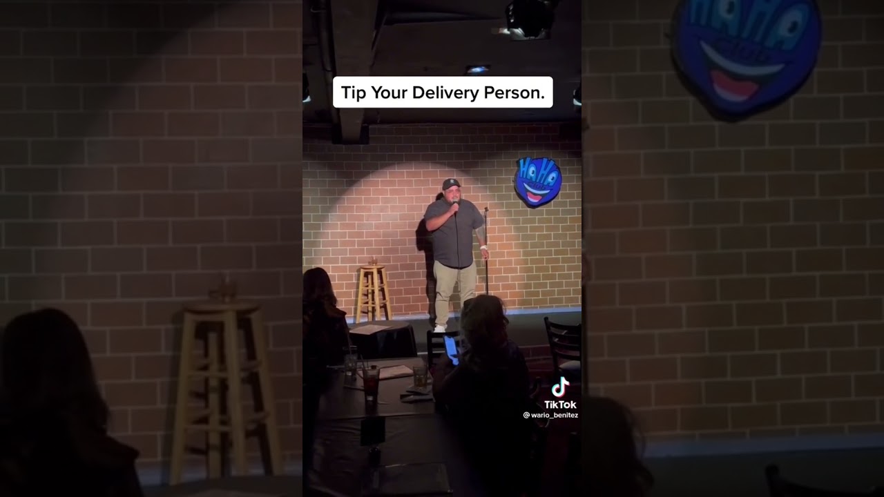 😂😂😂 Tipping your food delivery guy