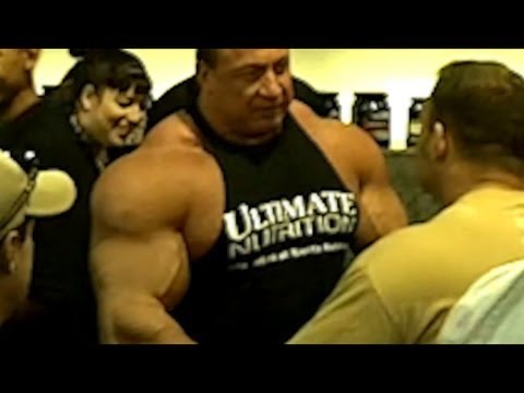 muscular - To Build Muscle Tone, SIZE, & Strength: http://www.SuperSevenSystem.com PICK THE WINNER!!! Who do you think is the most muscular? Phil Heath? Jay Cutler? Mar...