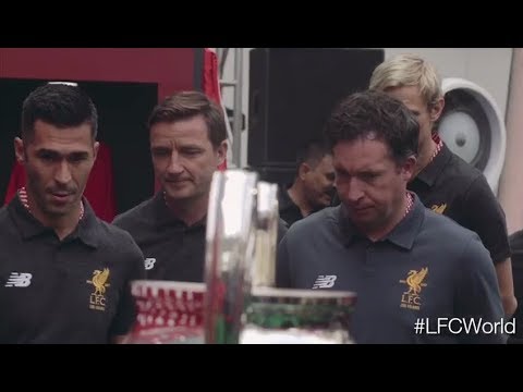 Luis Garcia LFCWorld Mumbai (December 2017) Luis Garcia LFCWorld Mumbai (December 2017)