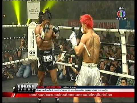 Nishikawa - Buakaw Por Pramuk (black) vs Nishikawa Tomoyuki (white) at 154lbs. Thai Fight 2012 semi final from Korat Chatchai Hall, Nakhon Ratchasima on the 25th Novembe...