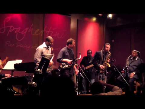 Albrigth - Here's a clip of Gerald Albright, Eric Darius, Gianni Vancini & Randal Clark performing at the Cannonball Special event @ Spaghettini Grill & Jazz Club in Se...