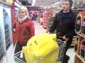 Runar Kalvik, Stine Leirv�g og pikachu p� handletur