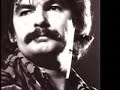 cette chanson n'est pas sur la compil, le son n'est pas super (mais en stereo), mais je suis certain que tous les fans appr�cieront...
issue de l'album 