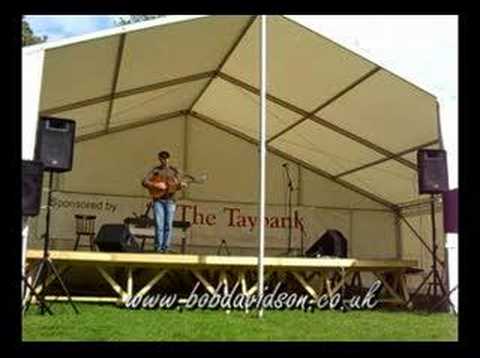 Bob Davidson - Live in Dunkeld - ...