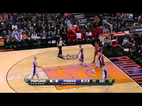 Damian Lillard steals and scores on the Suns