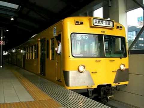 西武221F武蔵境発車
