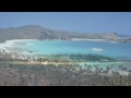 Le isole Figi sono un arcipelago dell'Oceania che formano l'omonimo stato. Ufficialmente denominata Repubblica delle Isole Figi, è una nazione insulare nel sud dell'Oceano Pacifico ad est di Vanuatu, ad ovest di Tonga ea sud di Tuvalu. Il paese occupa un arcipelago di circa 322 isole, di cui 106 sono abitate permanentemente, oltre a 522 isolotti. Le due isole maggiori, Viti Levu e Vanua Levu contano circa l87% della popolazione. ( source Wikipedia )