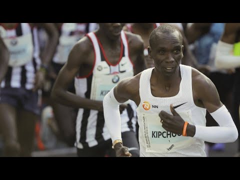 Berlin-Marathon: Kipchoge bricht den Weltrekord