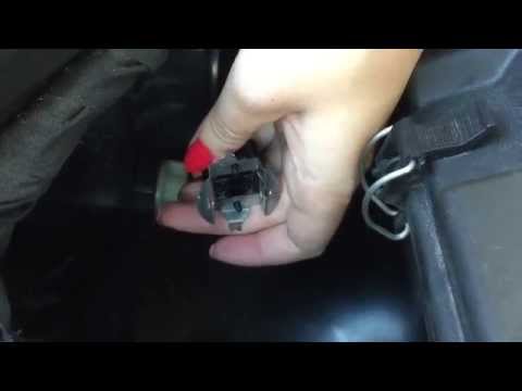 How to Change Mercedes ML 350 Low Beam Headlight Bulb