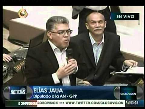 ¡(IMÁGENES) EL CAOS SE INCREMENTA Y EL HAMBRE SE DESBORDA! Escasez de alimentos genera saqueo en distribuidora de azúcar en El Vigía (Fotos)